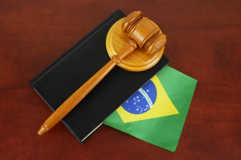 Blog-Assinei_Seguranca-Juridica_Creditos-Valery-Evlakhov-Shutterstock-1024x683